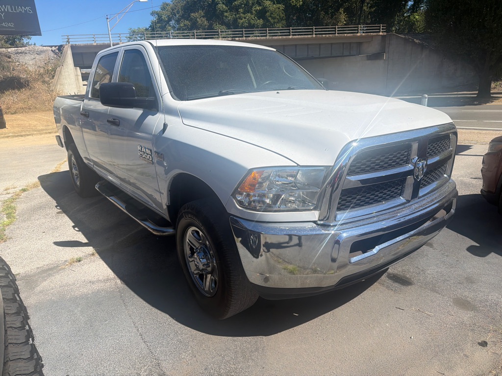 Additional photo of vehicle.