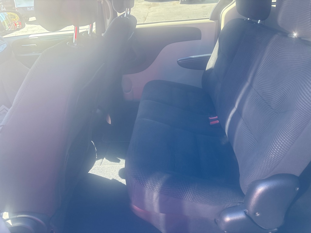 Additional photo of vehicle.