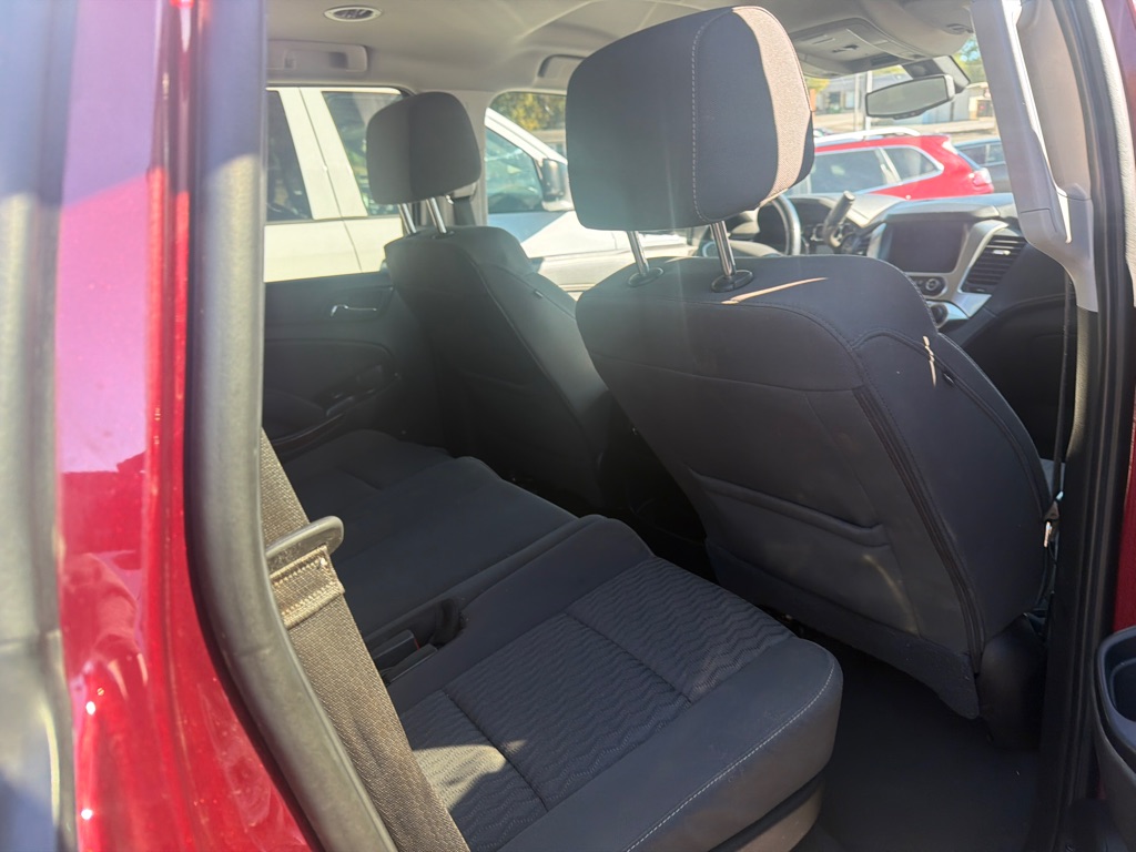 Additional photo of vehicle.