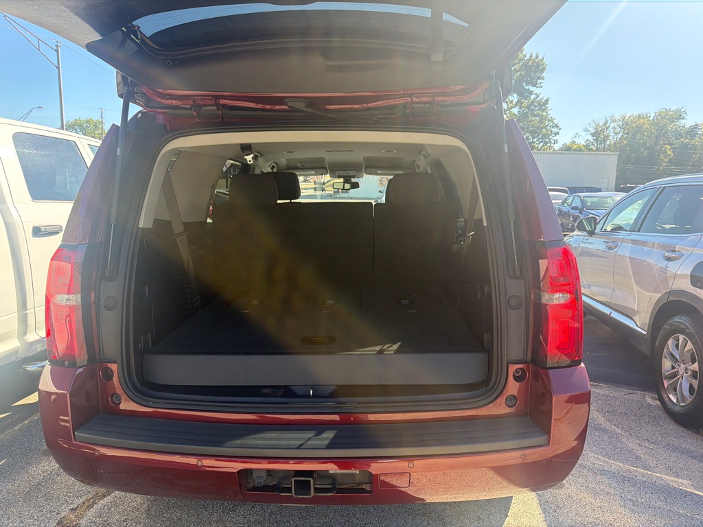 Additional photo of vehicle.