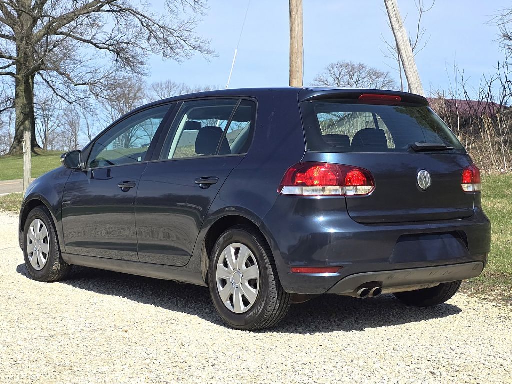 Photo 4 of this VOLKSWAGEN GOLF