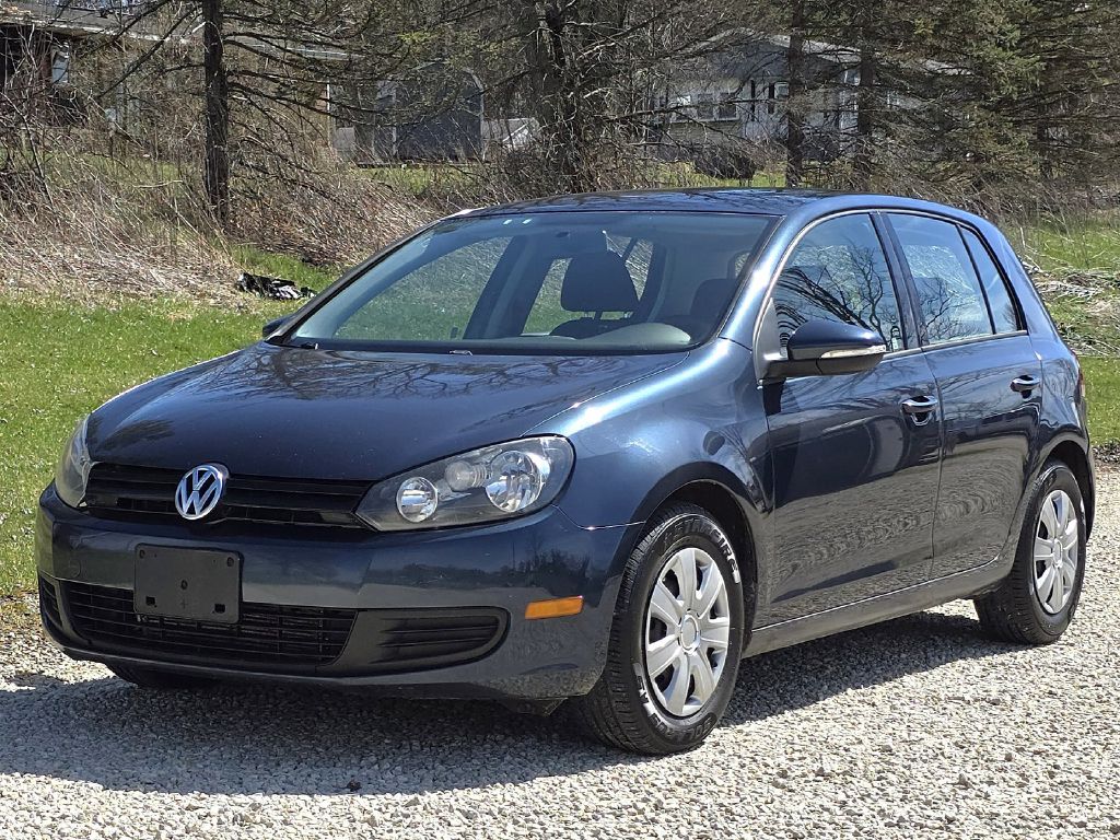 Photo 2 of this VOLKSWAGEN GOLF