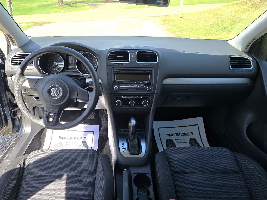 Photo 18 of this VOLKSWAGEN GOLF
