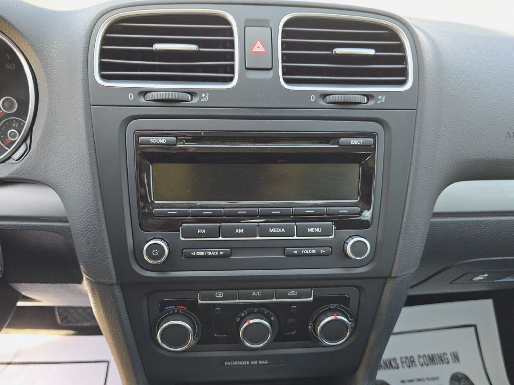 Photo 20 of this VOLKSWAGEN GOLF
