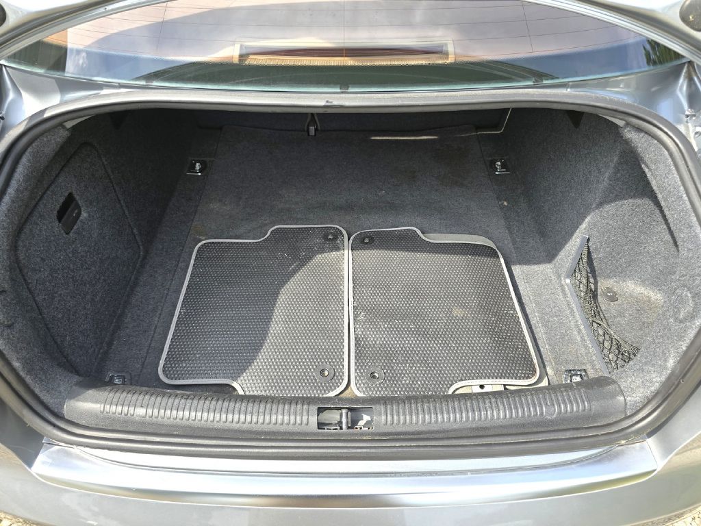 Photo 22 of this AUDI A4