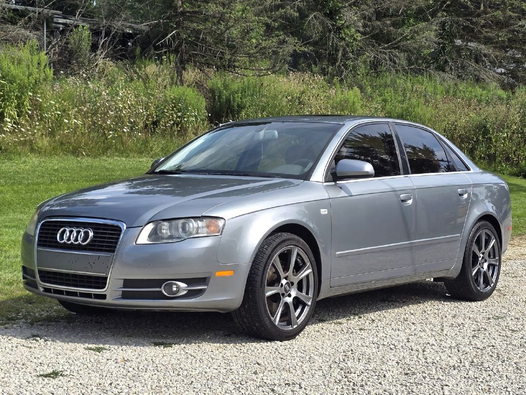 Photo 2 of this AUDI A4
