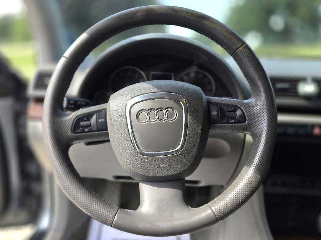 Photo 18 of this AUDI A4