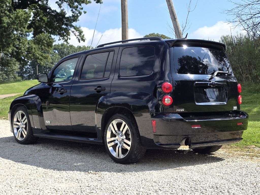 Photo 4 of this CHEVROLET HHR