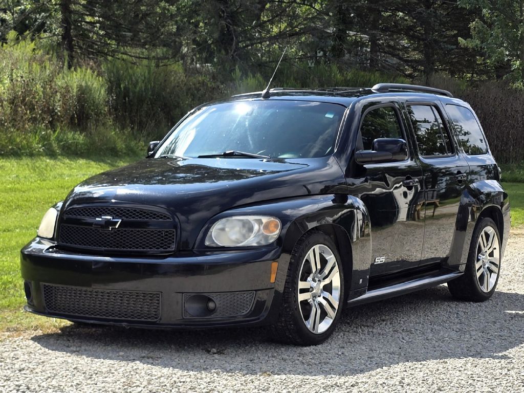 Photo 2 of this CHEVROLET HHR