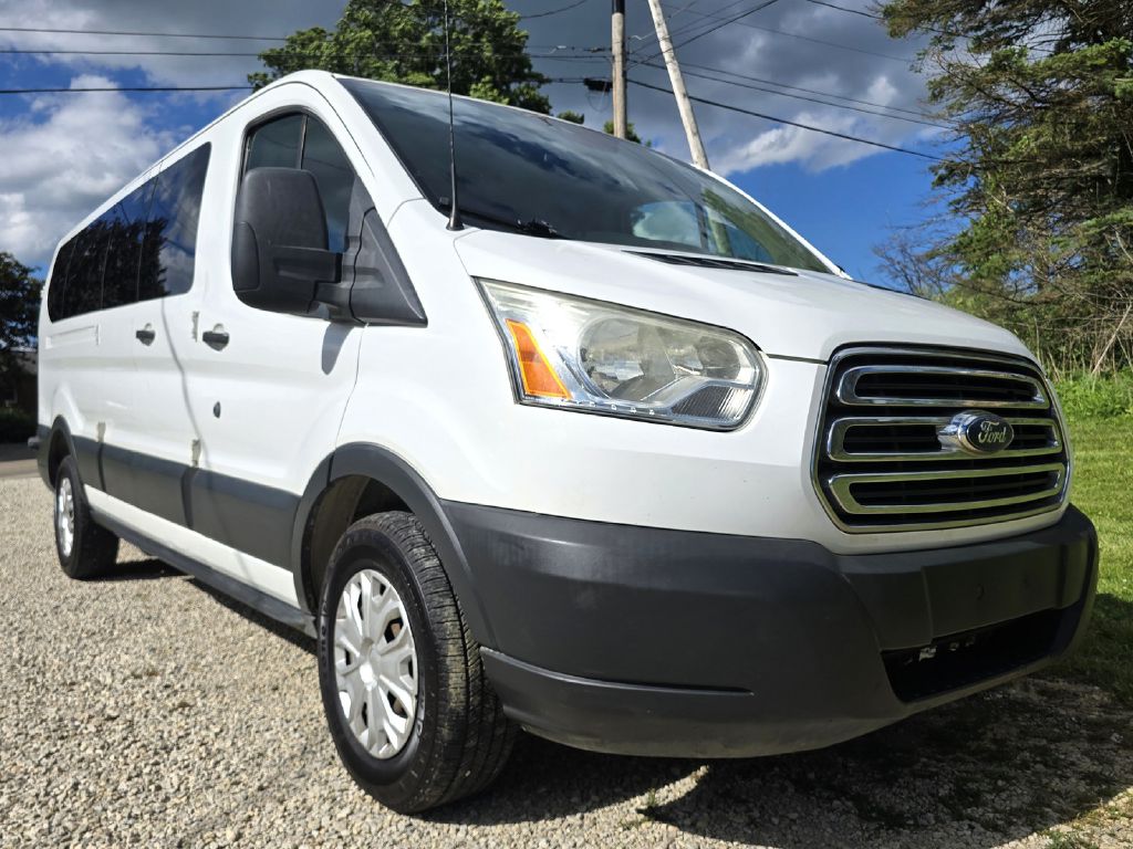 Photo 10 of this FORD TRANSIT