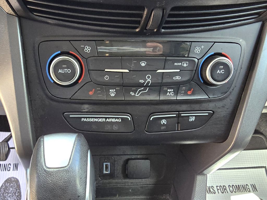 Photo 20 of this FORD ESCAPE