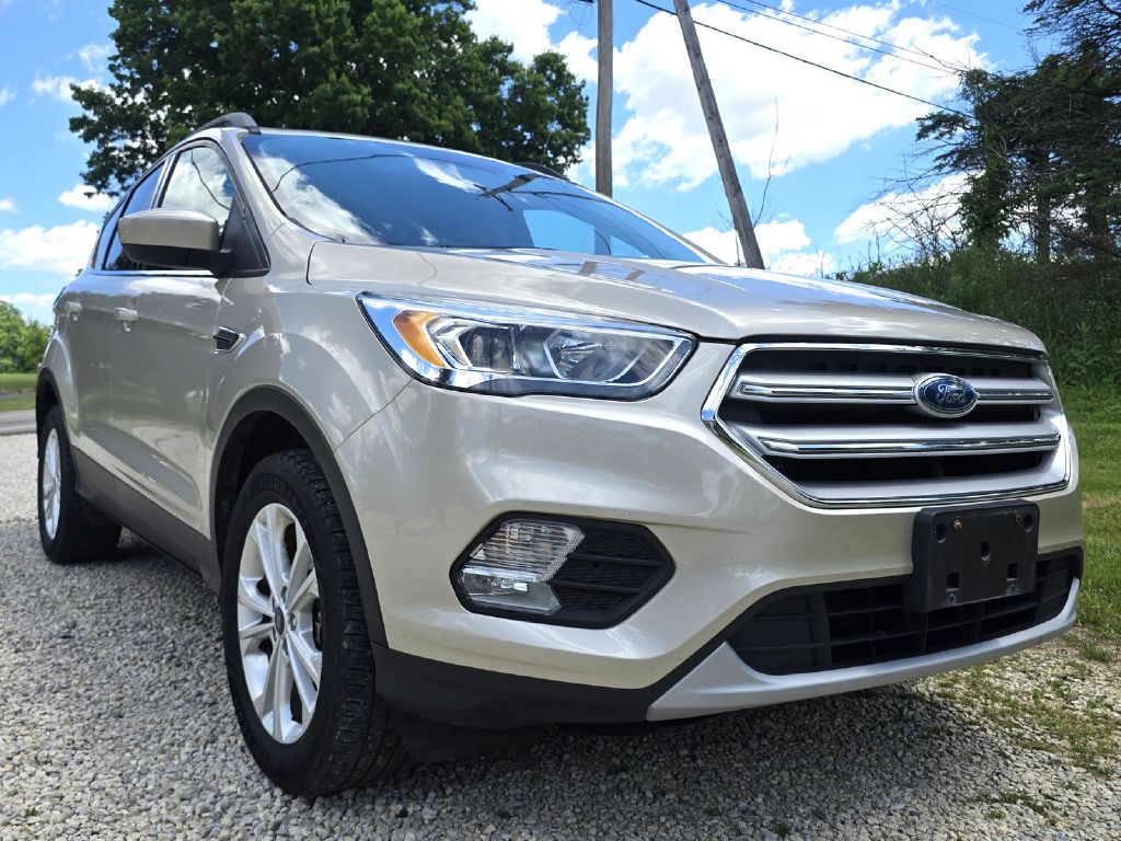 Photo 11 of this FORD ESCAPE
