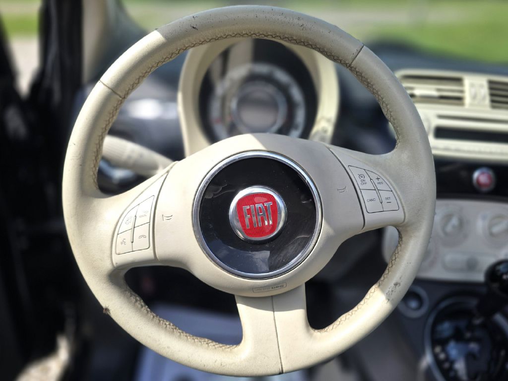 Photo 17 of this FIAT 500C