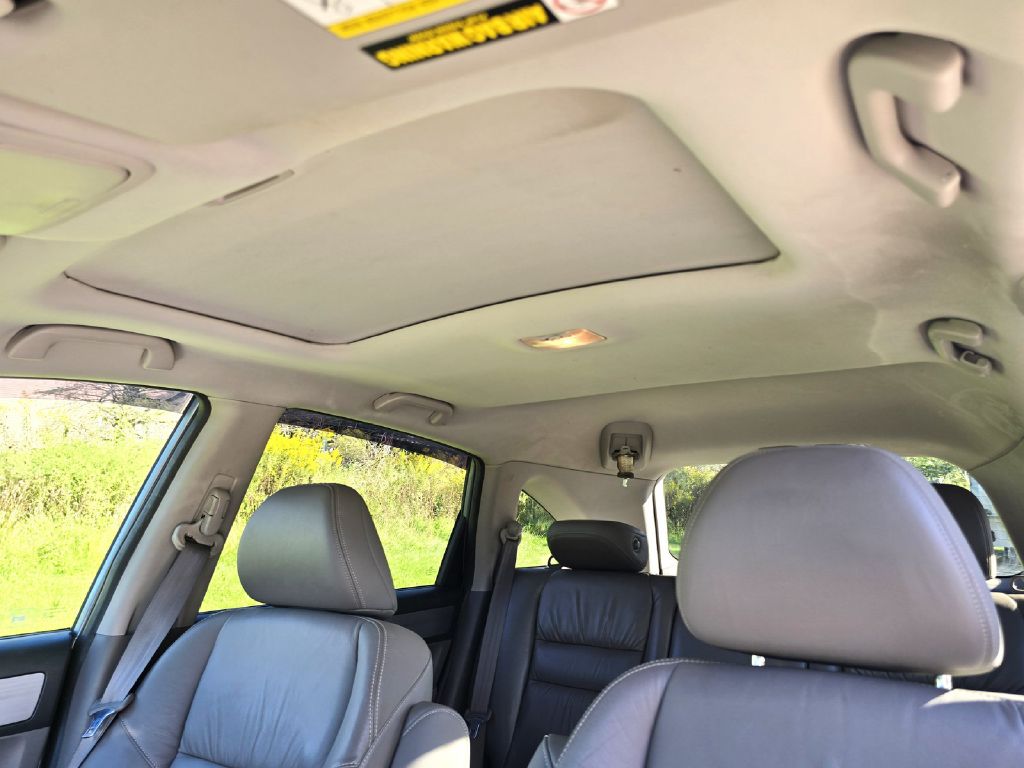 Photo 22 of this HONDA CR-V