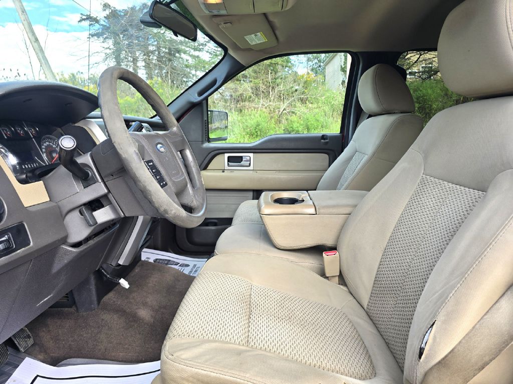 Photo 13 of this FORD F150
