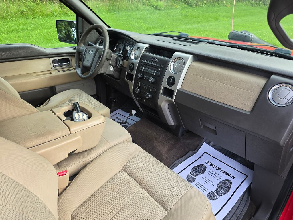 Photo 17 of this FORD F150