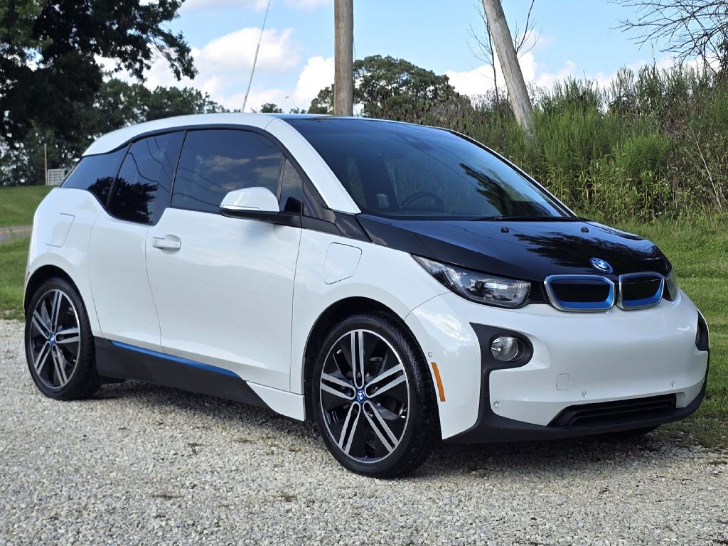 Photo 7 of this BMW I3