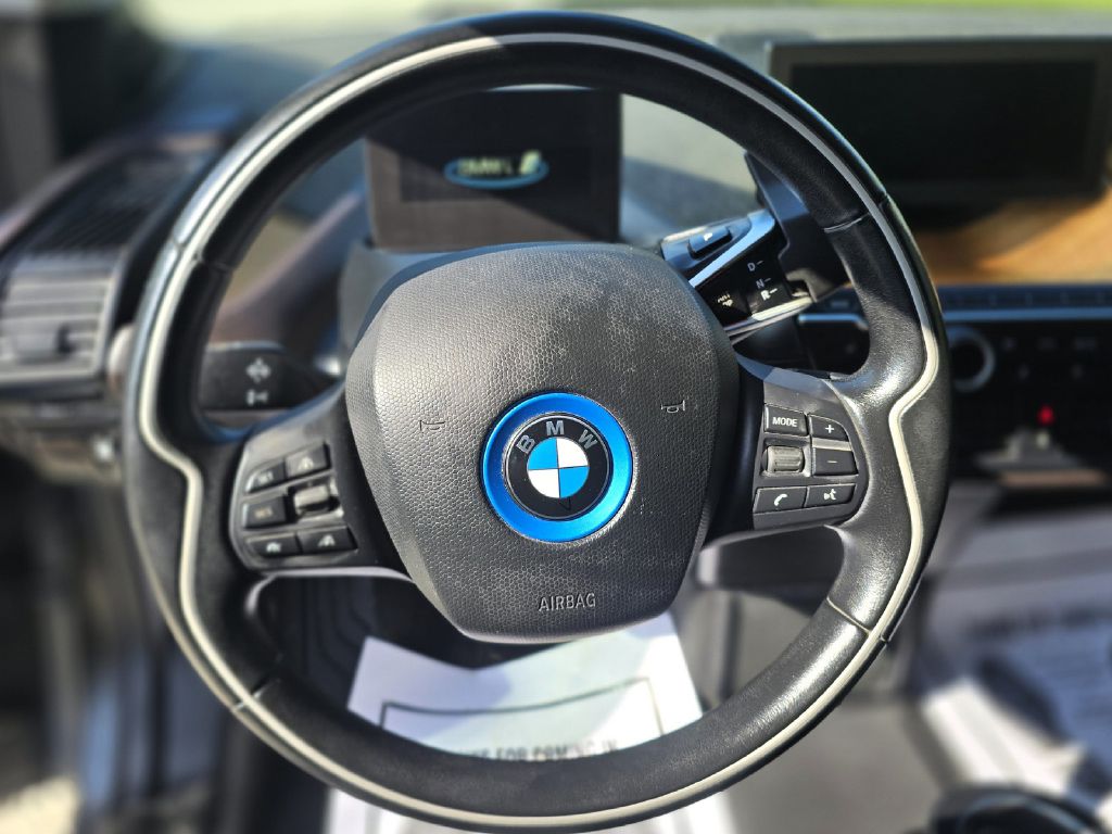 Photo 19 of this BMW I3