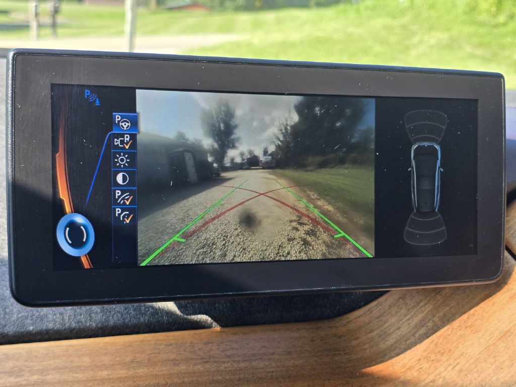 Photo 21 of this BMW I3
