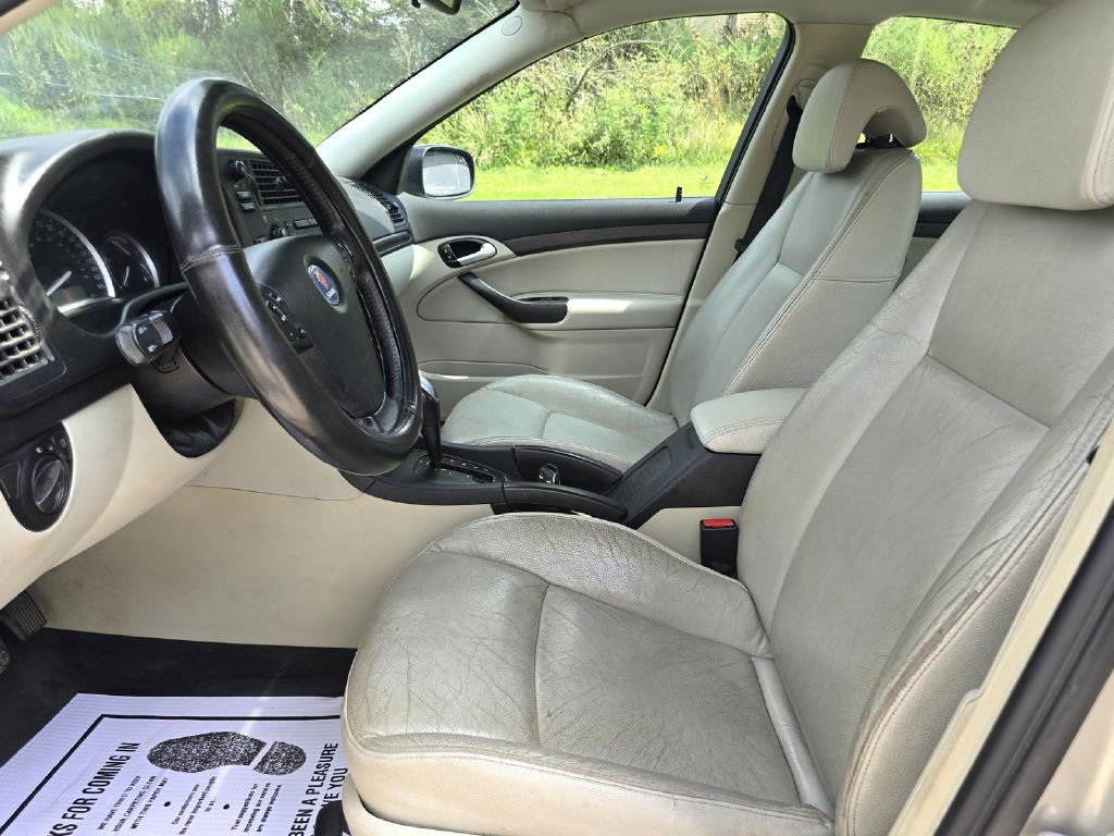 Photo 13 of this SAAB 9-3