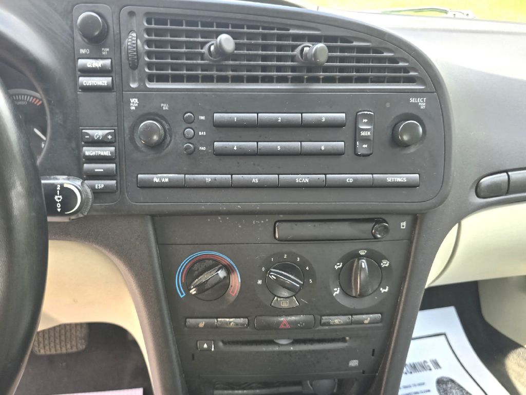 Photo 19 of this SAAB 9-3