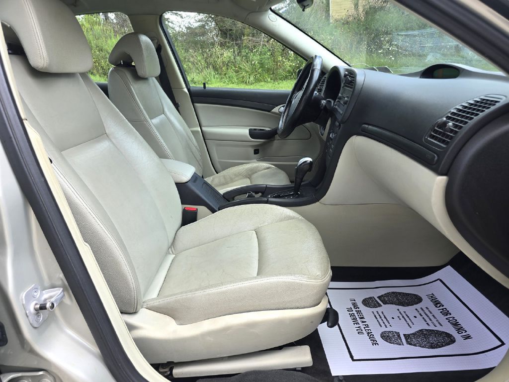 Photo 16 of this SAAB 9-3