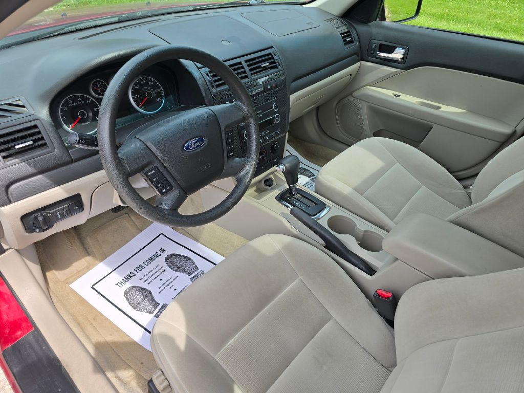 Photo 12 of this FORD FUSION