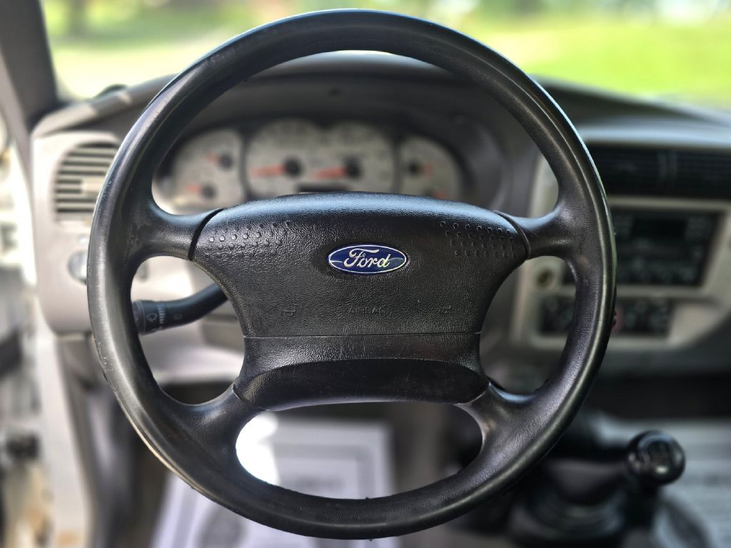 Photo 18 of this FORD RANGER