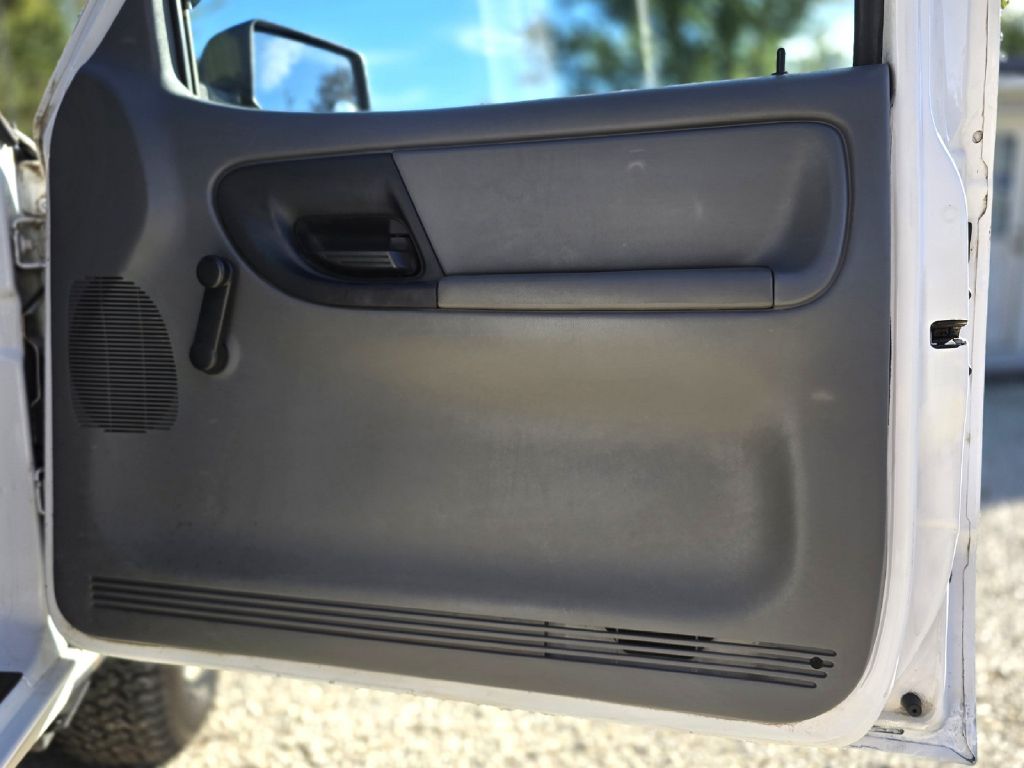 Photo 21 of this FORD RANGER