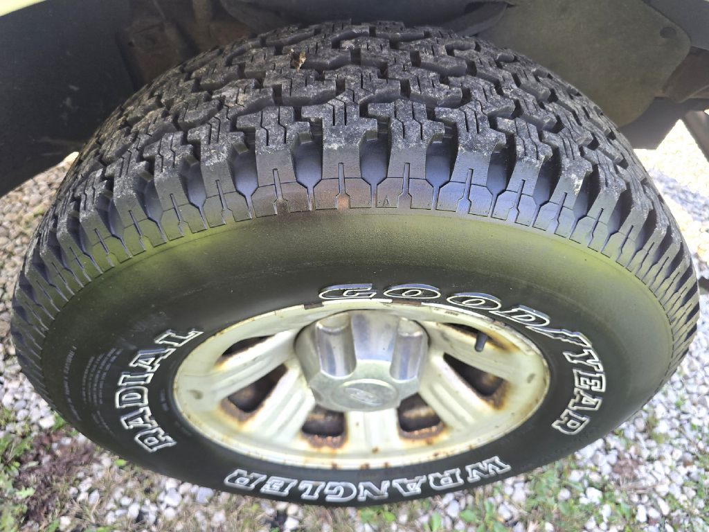 Photo 24 of this FORD RANGER