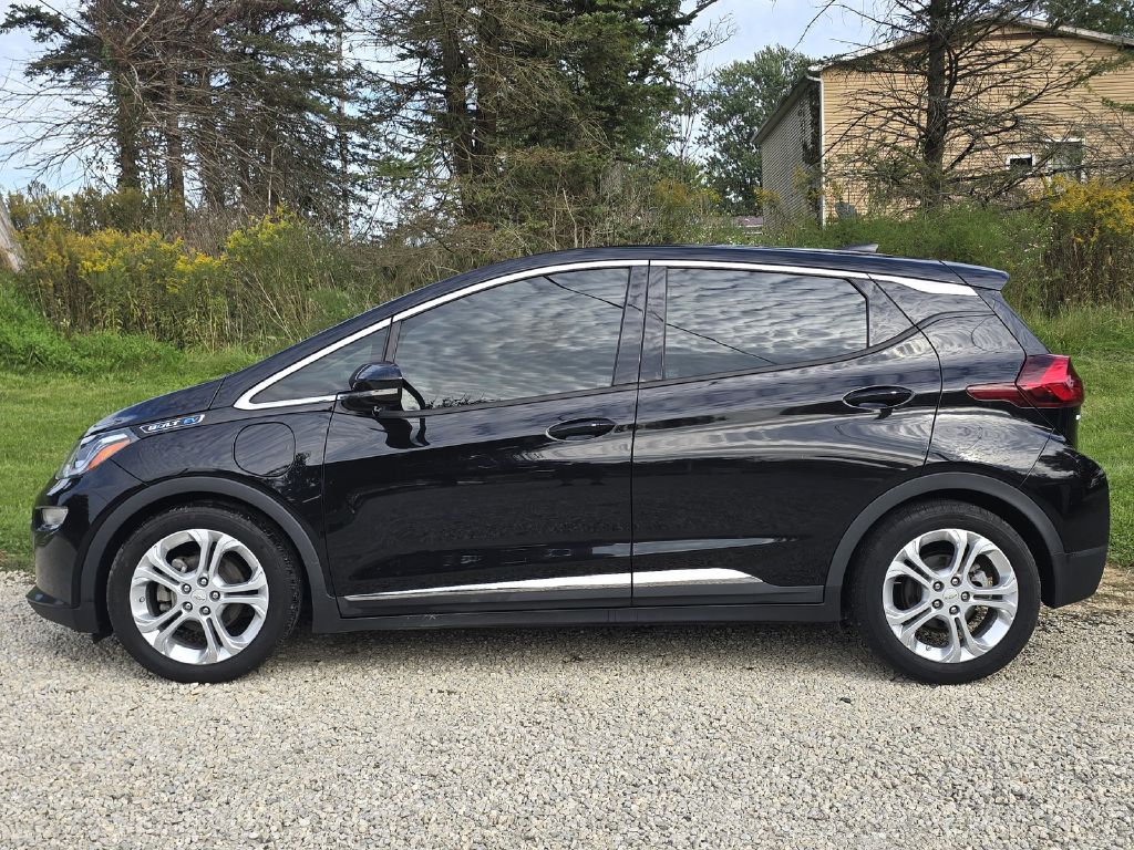 Photo 3 of this CHEVROLET BOLT EV