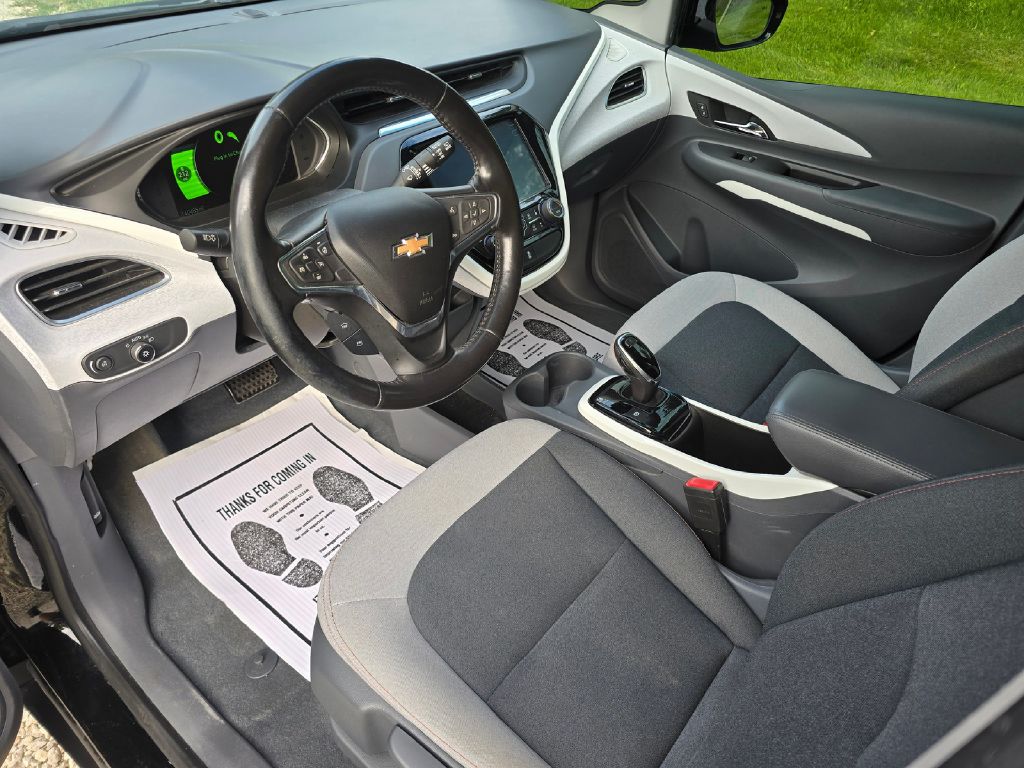 Photo 12 of this CHEVROLET BOLT EV