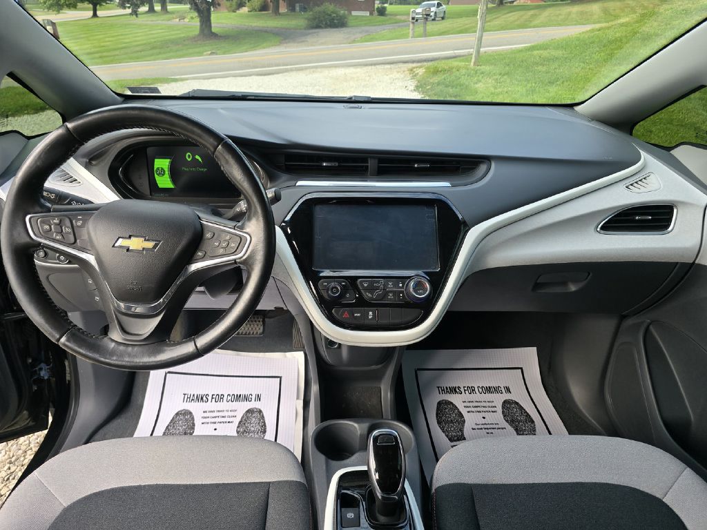 Photo 17 of this CHEVROLET BOLT EV