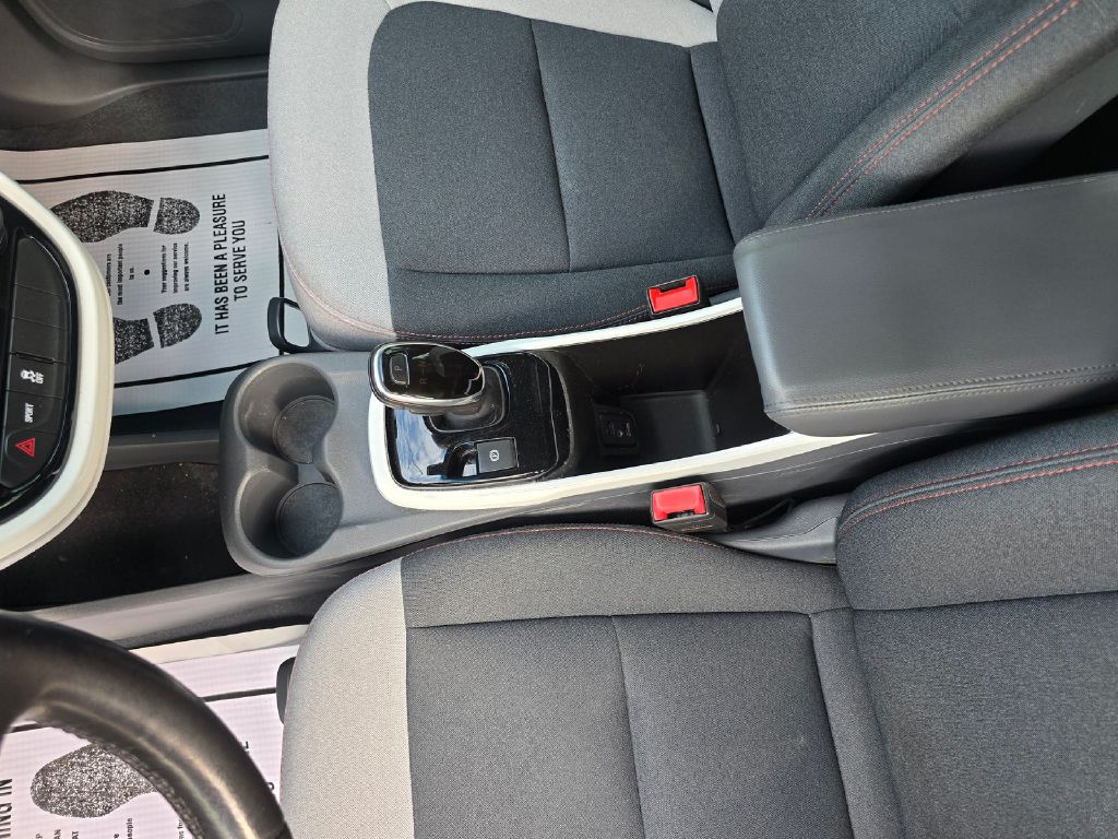 Photo 20 of this CHEVROLET BOLT EV