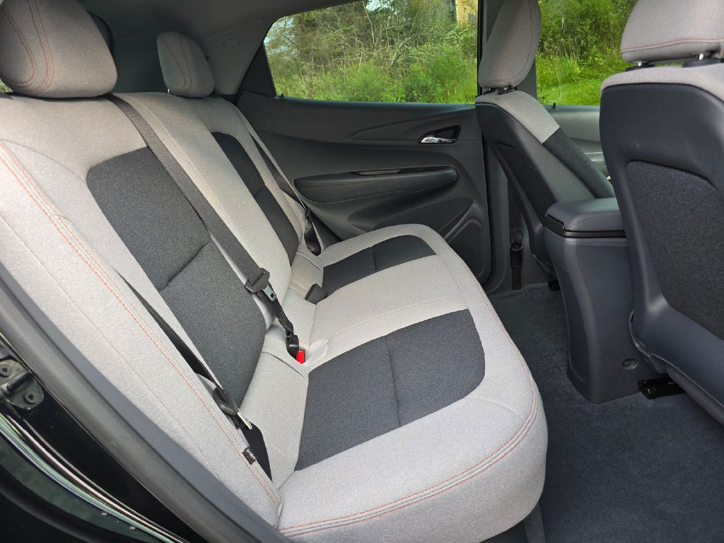 Photo 15 of this CHEVROLET BOLT EV