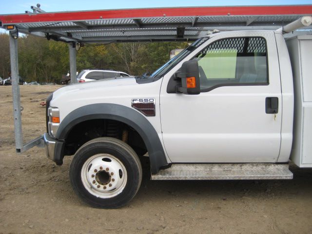 Photo 16 of this FORD F550