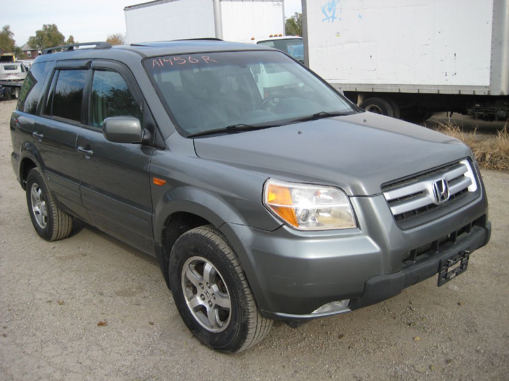 HONDA PILOT 2007 HONDA PILOT 5FNYF18657B010955