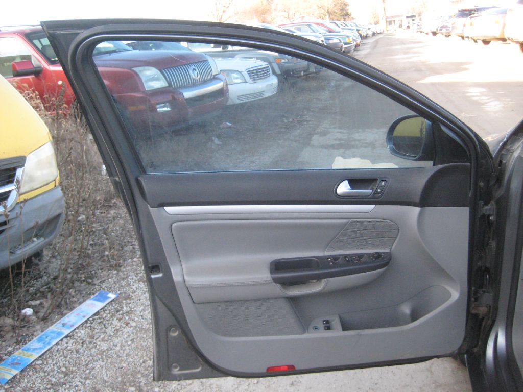 VOLKSWAGEN JETTA 2007 VOLKSWAGEN JETTA 3VWEF81K37M111956