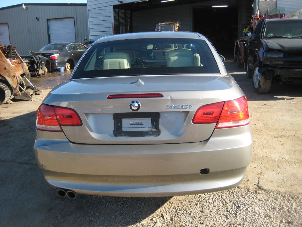 BMW 328 2009 BMW 328 WBAWL13599PX24673
