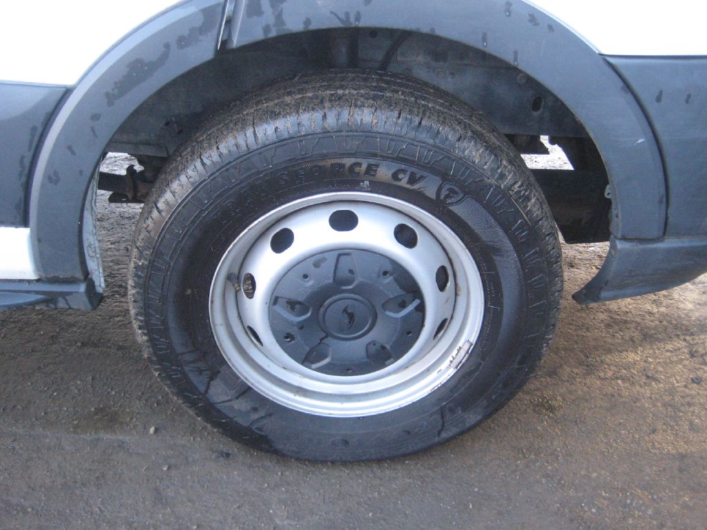 Photo 19 of this FORD TRANSIT