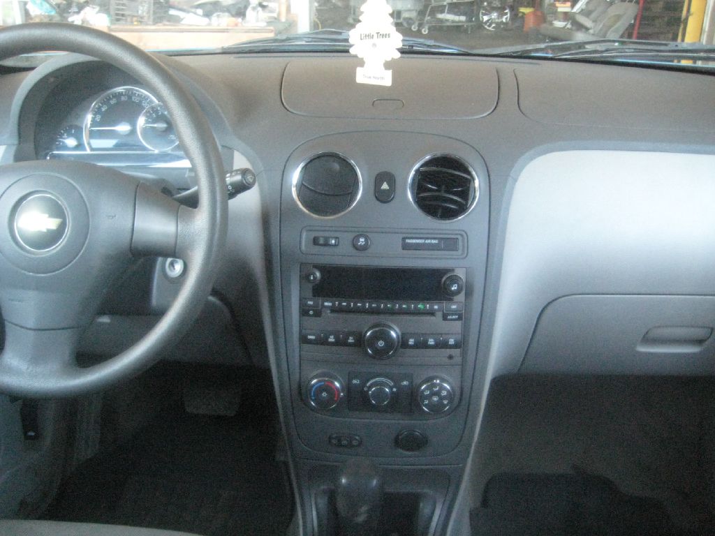 Photo 18 of this CHEVROLET HHR