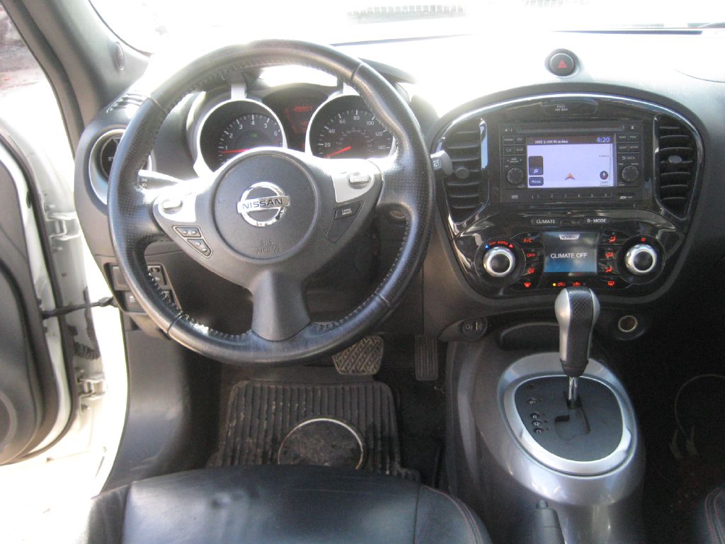 Photo 13 of this NISSAN JUKE