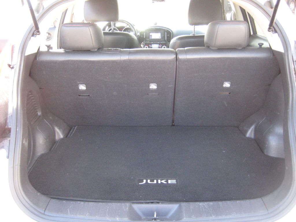 Photo 14 of this NISSAN JUKE