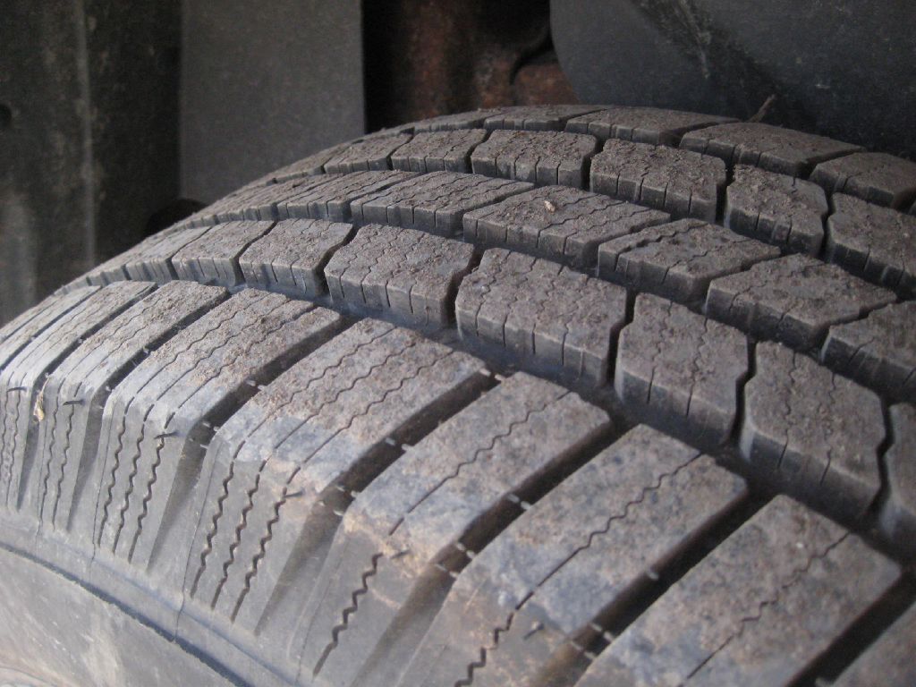 Photo 7 of this FORD EXPLORER SPORT