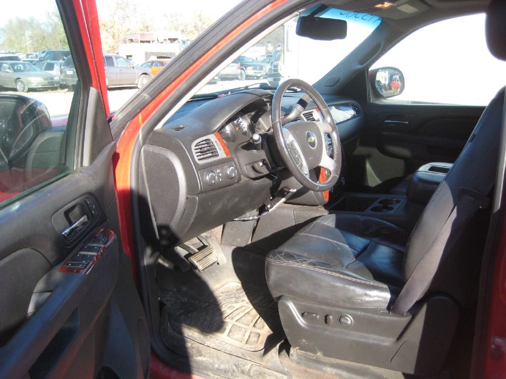 Photo 9 of this CHEVROLET AVALANCHE