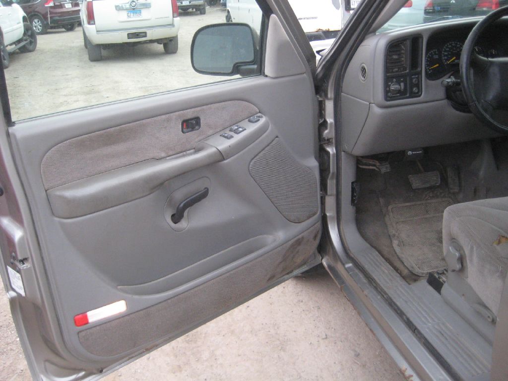 Photo 10 of this GMC NEW SIERRA