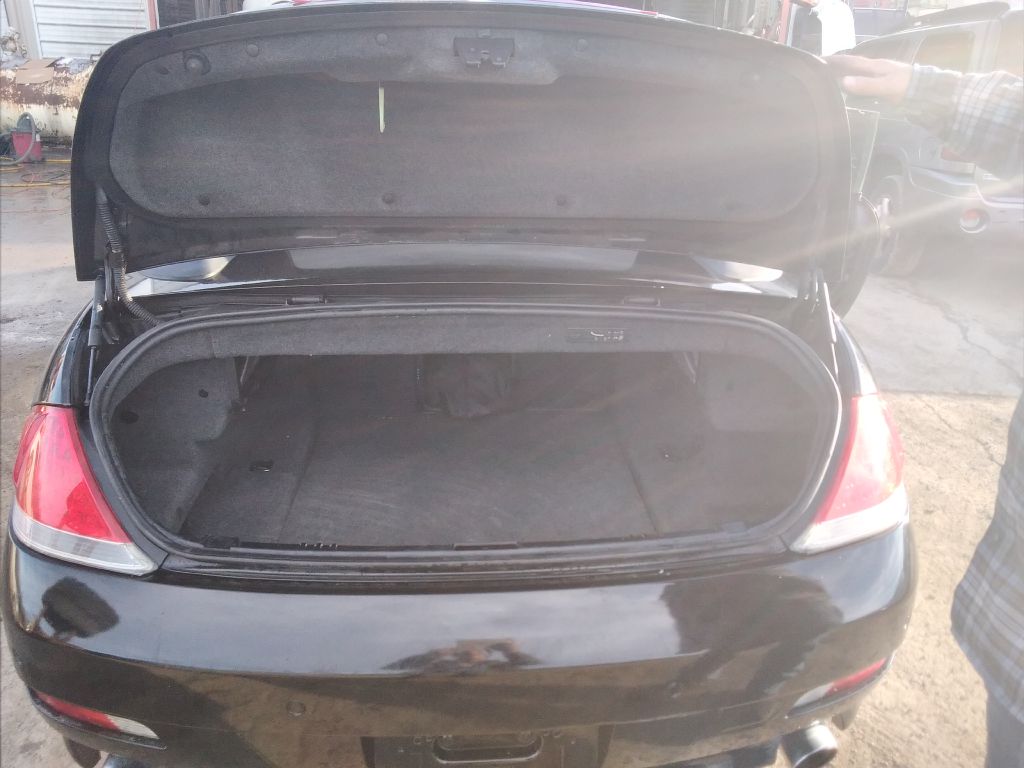 Photo 18 of this BMW 650