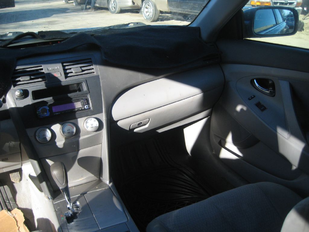 Photo 14 of this TOYOTA CAMRY