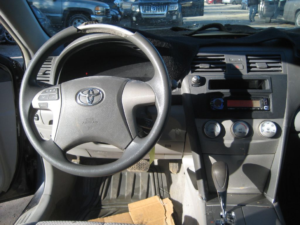 Photo 15 of this TOYOTA CAMRY