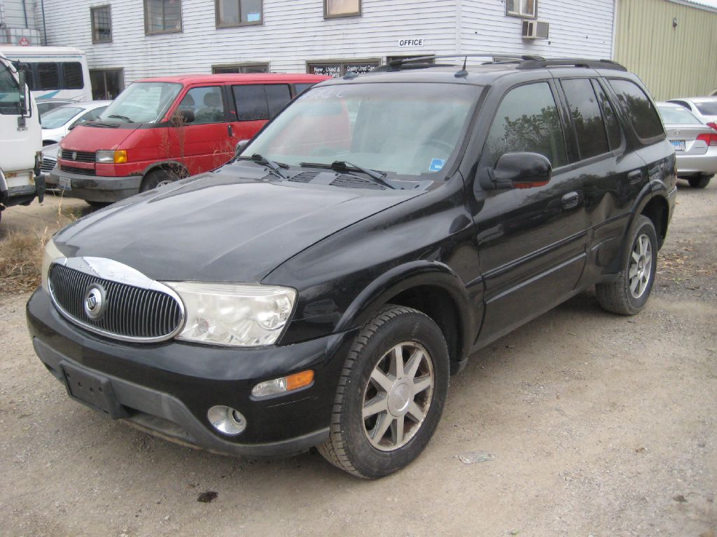2004 BUICK RAINIER